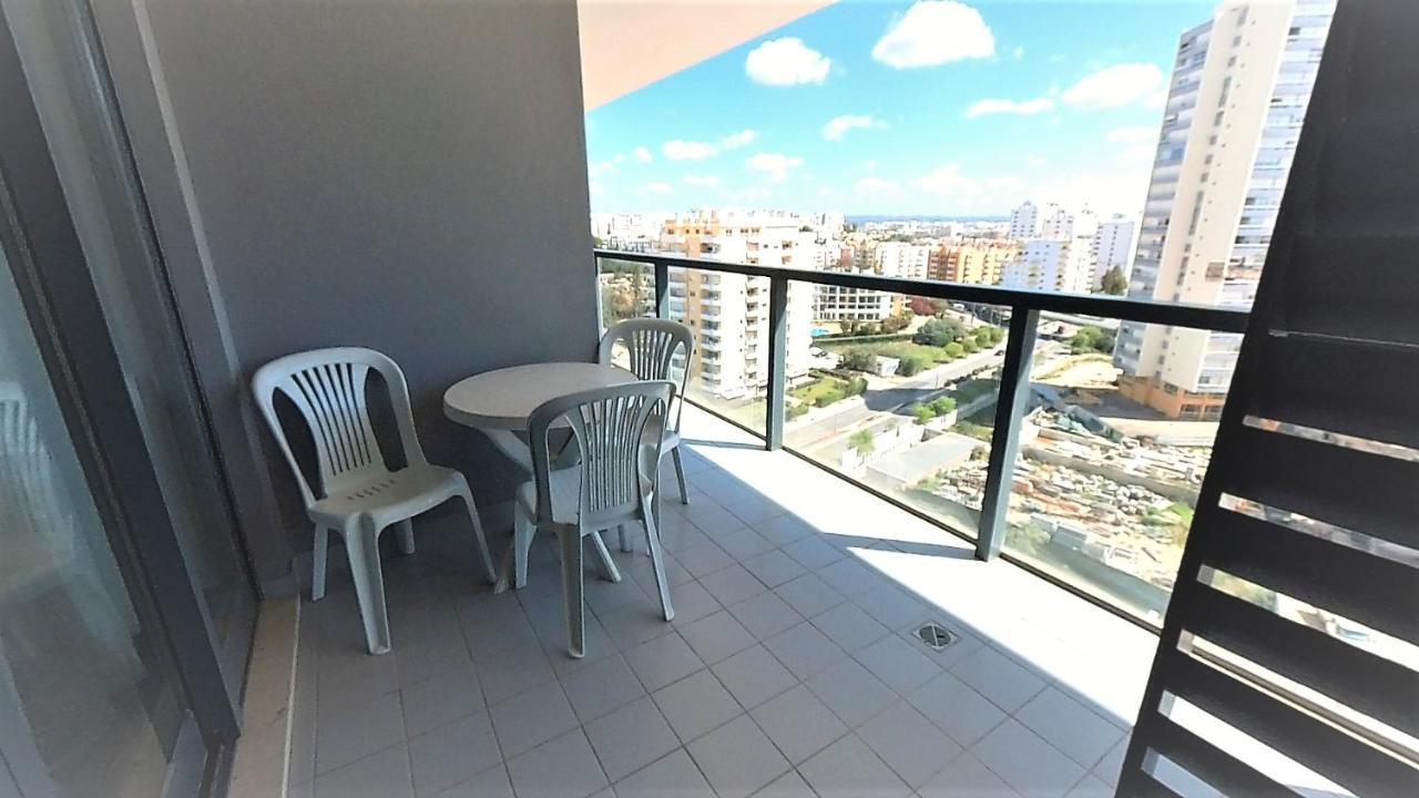 Apartamentos Turisticos Rocha Tower 4 Portimão Exteriör bild