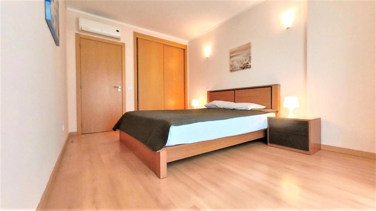 Apartamentos Turisticos Rocha Tower 4 Portimão Exteriör bild